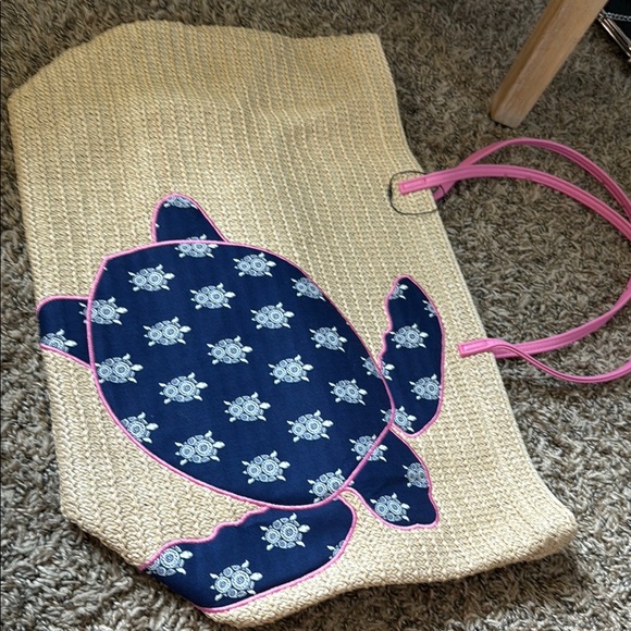 Vera Bradley Ratan Tan Tote Bag with Nautical Turtle Pink Navy Charm; NWOT - Picture 8 of 8